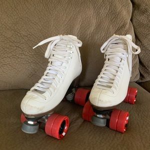 Riedell women’s white roller skates